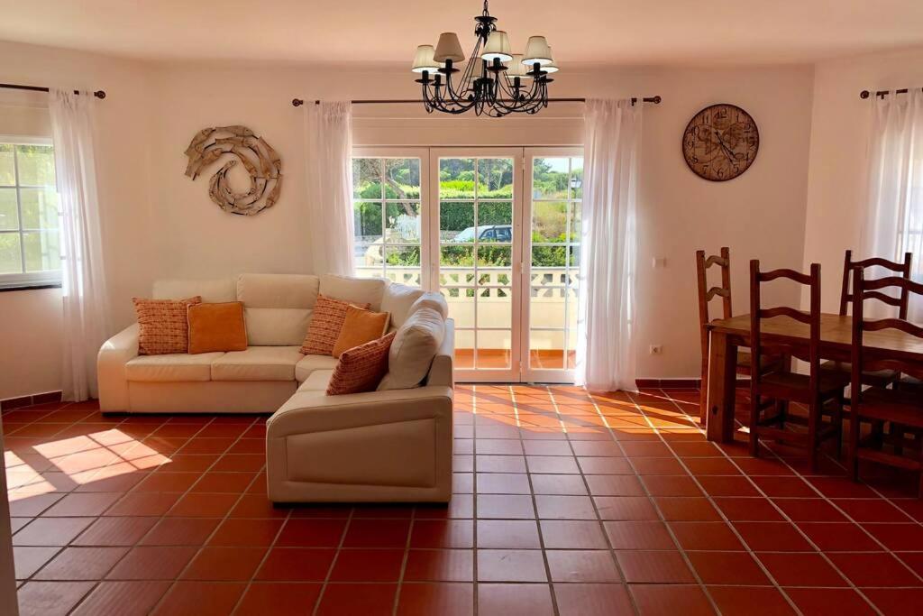 Golf, Beach & Pool House Amoreira  Экстерьер фото